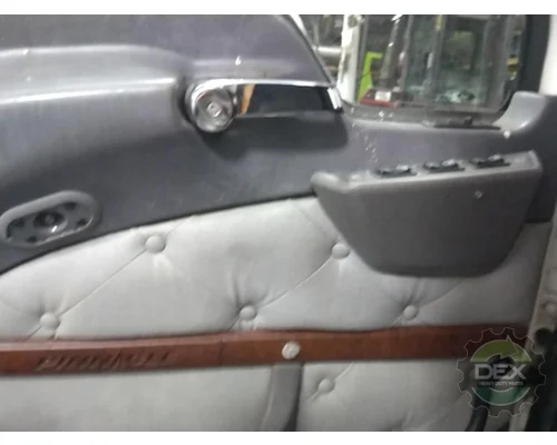 MACK CXU613 Cab