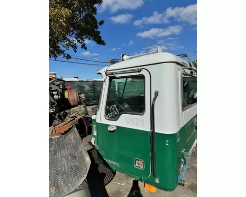 MACK CXU613 Cab