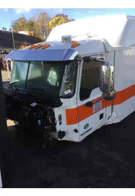 MACK CXU613 Cab