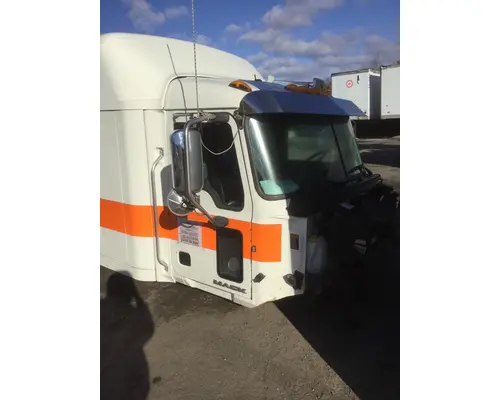 MACK CXU613 Cab