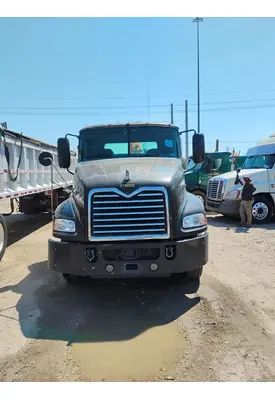 MACK CXU613 Cab