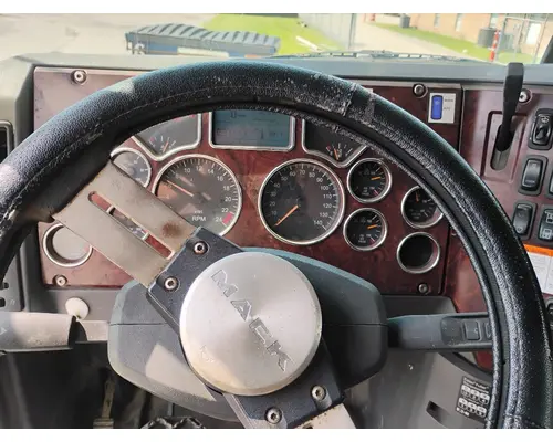 MACK CXU613 Complete Vehicle