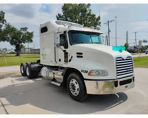 MACK CXU613 Complete Vehicle