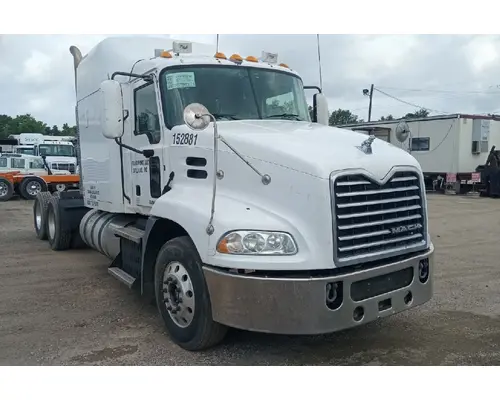 MACK CXU613 Complete Vehicle