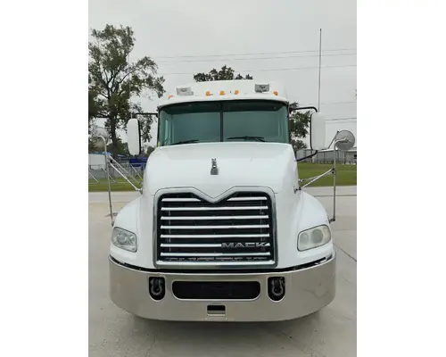 MACK CXU613 Complete Vehicle
