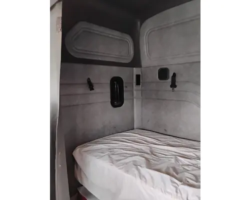 MACK CXU613 Complete Vehicle