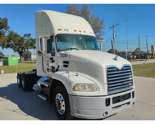 MACK CXU613 Complete Vehicle