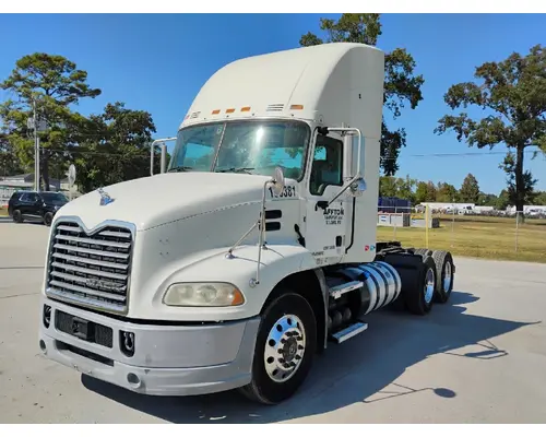 MACK CXU613 Complete Vehicle