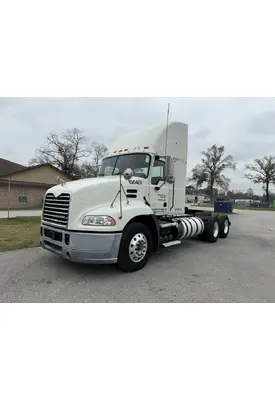 MACK CXU613 Complete Vehicle