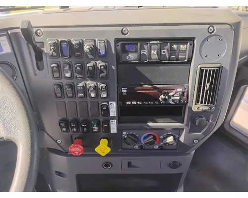 MACK CXU613 Complete Vehicle