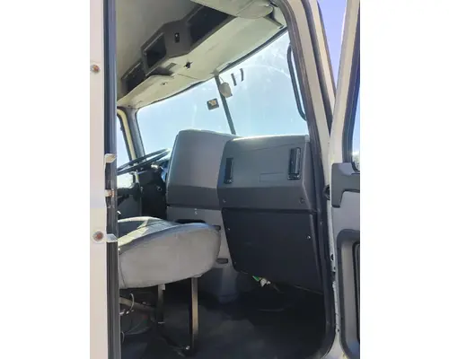 MACK CXU613 Complete Vehicle