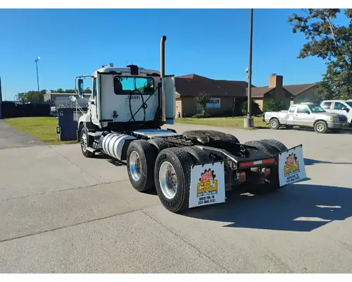 MACK CXU613 Complete Vehicle