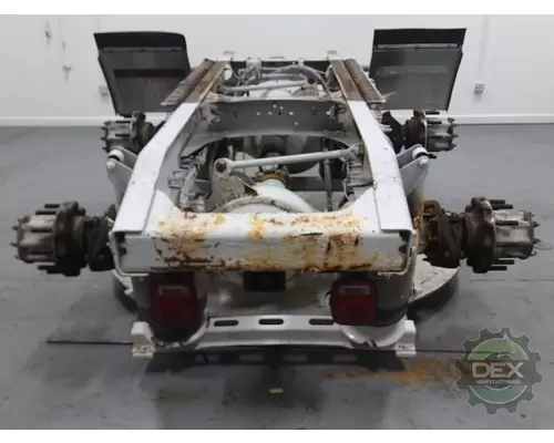 MACK CXU613 Cutoff Assembly (Housings & Suspension Only)