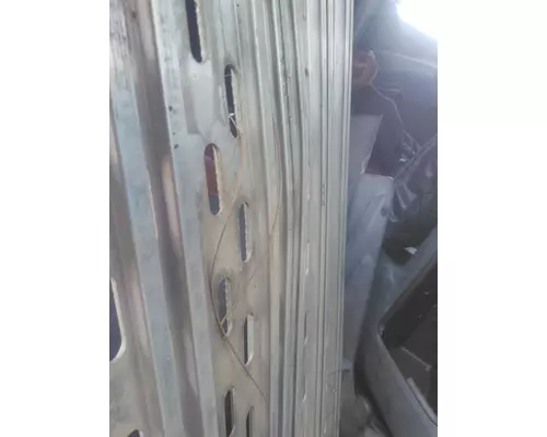 MACK CXU613 DECK (CATWALK) STEP