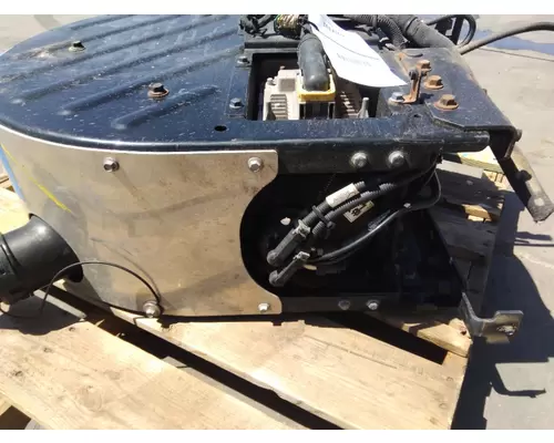 MACK CXU613 DEF TANK