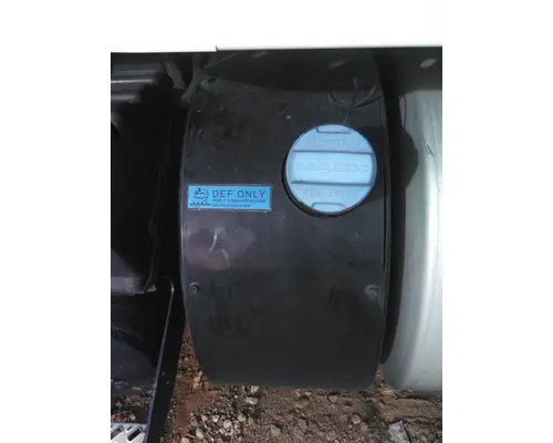 MACK CXU613 DEF TANK