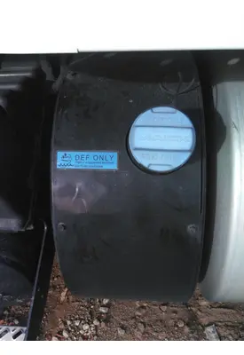 MACK CXU613 DEF TANK