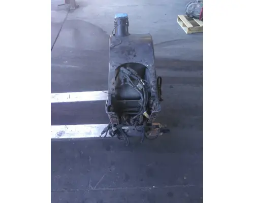 MACK CXU613 DEF TANK