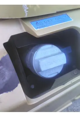 MACK CXU613 DEF TANK