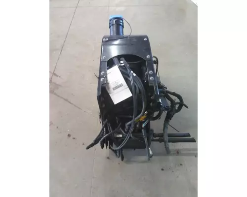 MACK CXU613 DEF TANK
