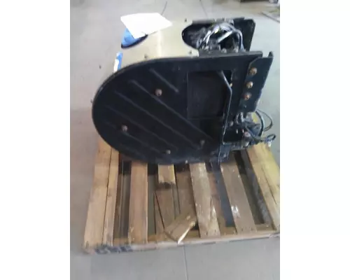 MACK CXU613 DEF TANK