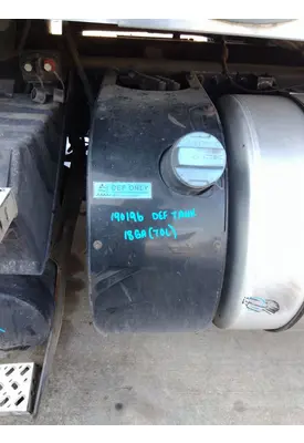 MACK CXU613 DEF TANK