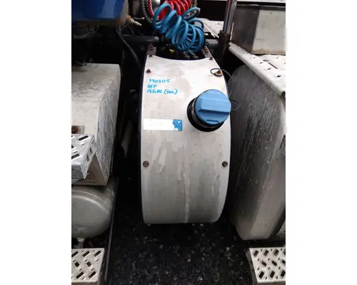 MACK CXU613 DEF TANK