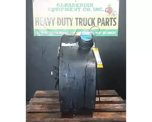 MACK CXU613 DEF Tank