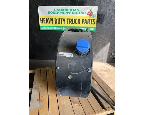 MACK CXU613 DEF Tank