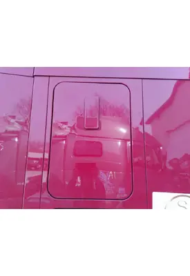 MACK CXU613 DOOR, COMPARTMENT