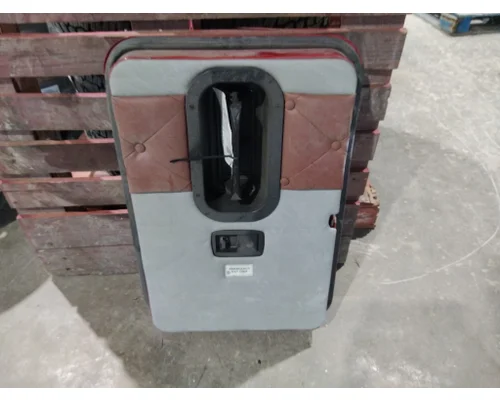 MACK CXU613 DOOR, COMPARTMENT