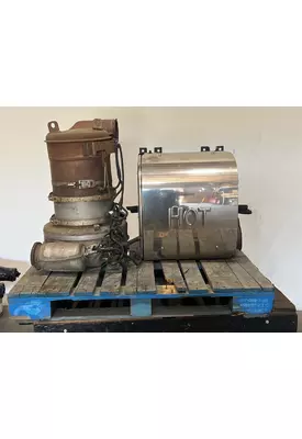 MACK CXU613 DPF (Diesel Particulate Filter)