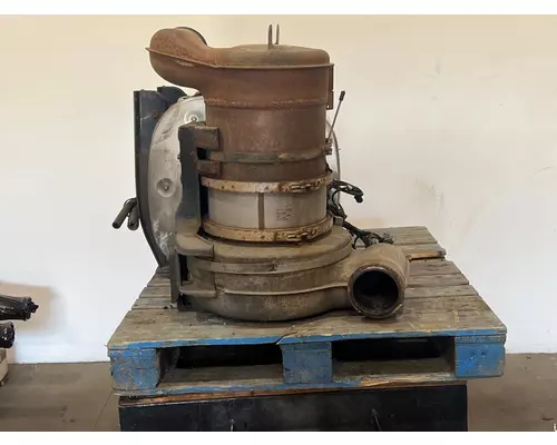 MACK CXU613 DPF (Diesel Particulate Filter)