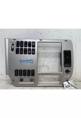 MACK CXU613 Dash / Console Switch