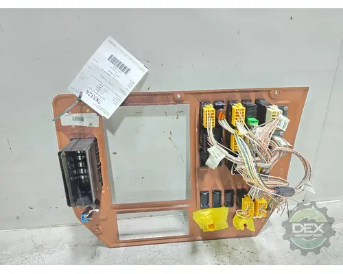 MACK CXU613 Dash Panel