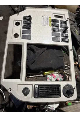 MACK CXU613 Dash Panel