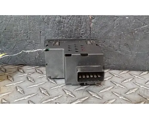 MACK CXU613 DashConsole Switch