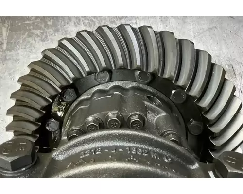 MACK CXU613 Differential (Single or Rear)