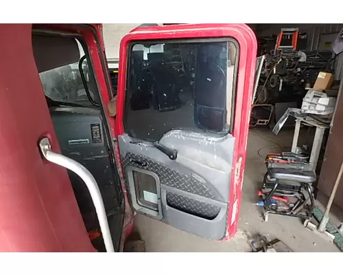 MACK CXU613 Door Assembly, Front