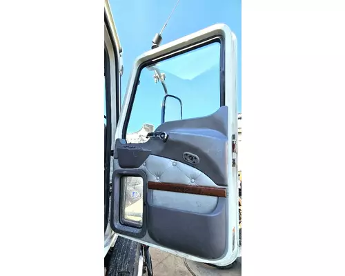 MACK CXU613 Door Assembly, Front