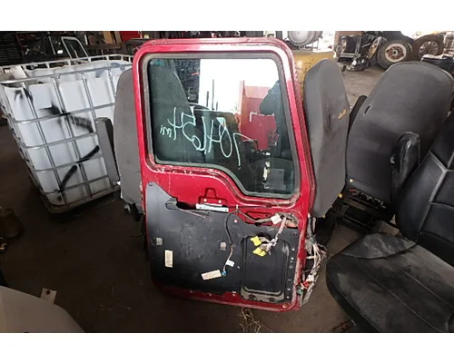 MACK CXU613 Door Assembly, Front