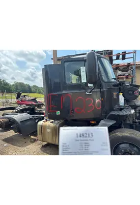 MACK CXU613 Door Assembly, Front