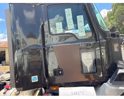 MACK CXU613 Door Assembly, Front