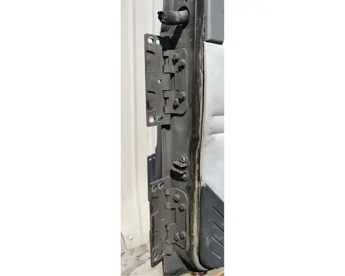 MACK CXU613 Door Assembly, Front