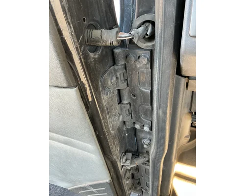 MACK CXU613 Door Assembly, Front