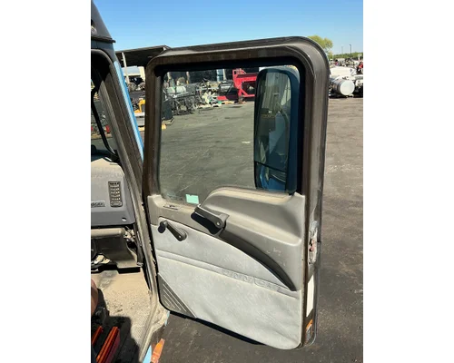 MACK CXU613 Door Assembly, Front