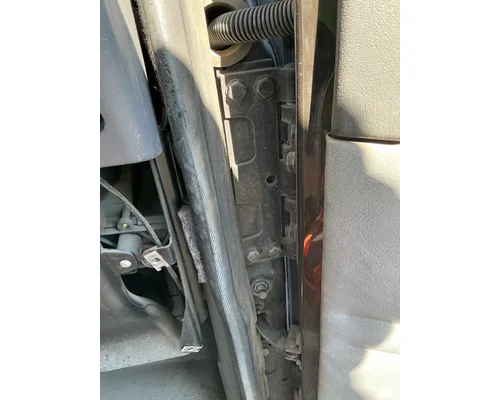 MACK CXU613 Door Assembly, Front