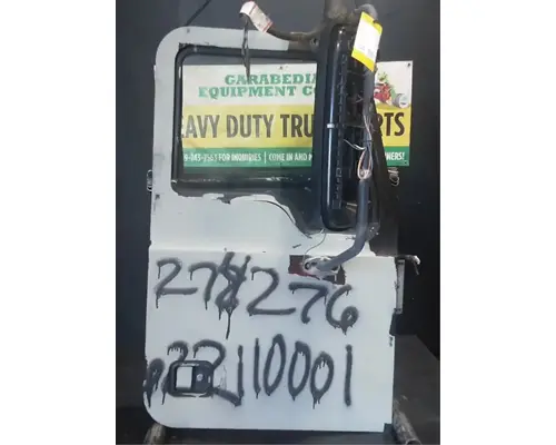 MACK CXU613 Door Assembly, Front