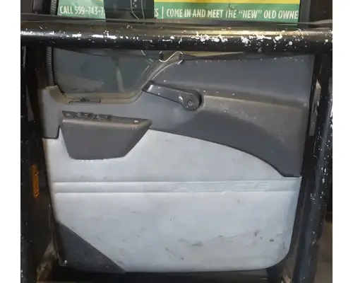 MACK CXU613 Door Assembly, Front