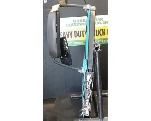 MACK CXU613 Door Assembly, Front